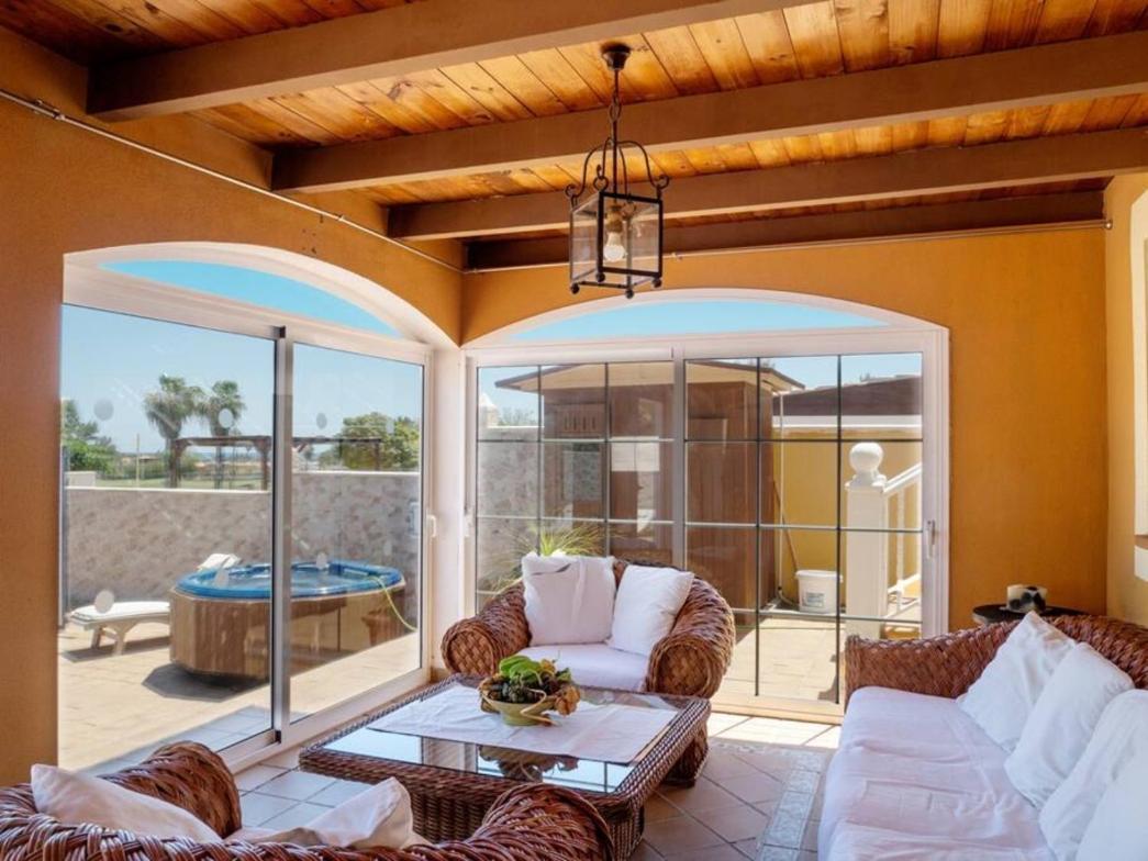 Holiday Villa Vergel With Huge Private Pool, Jacuzzi, Sauna & Bbq By Amazzzing Travel Caleta De Fuste Exterior foto